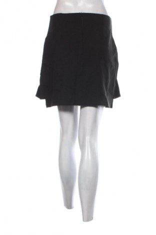 Пола - панталон Unbranded, Размер M, Цвят Черен, Цена 2,04 €