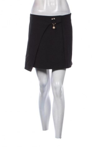 Пола - панталон Unbranded, Размер M, Цвят Черен, Цена 2,04 €