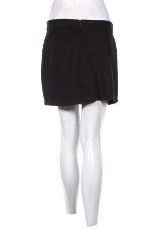 Пола Bershka, Размер L, Цвят Черен, Цена 2,04 €