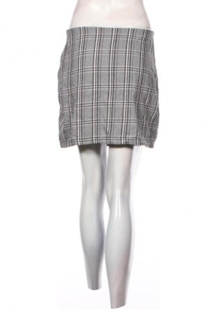 Пола Factorie, Размер M, Цвят Многоцветен, Цена 2,04 €