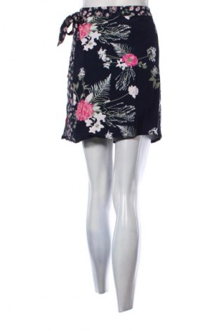 Пола Pieces, Размер S, Цвят Многоцветен, Цена 2,04 €