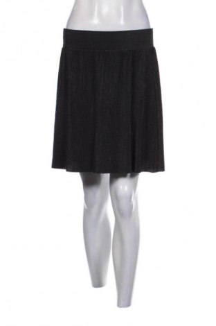 Пола Pieces, Размер M, Цвят Черен, Цена 2,04 €