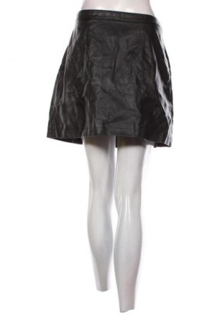 Пола Primark, Размер L, Цвят Черен, Цена 2,04 €