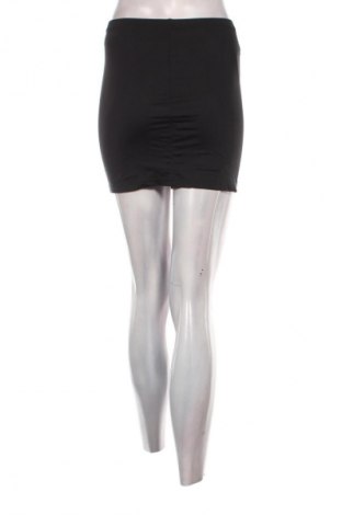 Пола SHEIN, Размер S, Цвят Черен, Цена 2,04 €