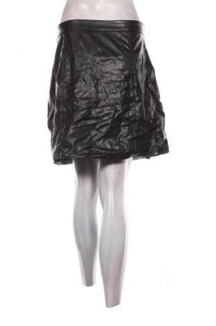 Пола SHEIN, Размер XL, Цвят Черен, Цена 2,04 €