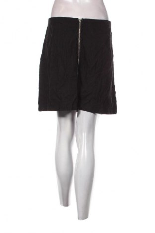 Пола SHEIN, Размер XL, Цвят Черен, Цена 2,04 €