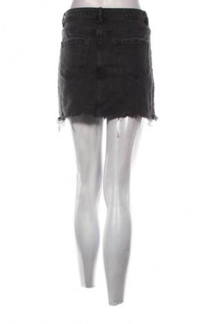 Spódnica Sinsay, Rozmiar S, Kolor Czarny, Cena 22,99 zł