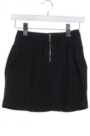 Sukně Stradivarius, Velikost XXS, Barva Černá, Cena  69,00 Kč