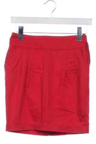 Пола Terranova, Размер XS, Цвят Червен, Цена 3,06 €