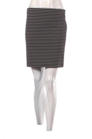 Пола Unbranded, Размер M, Цвят Многоцветен, Цена 2,04 €