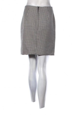 Пола Unbranded, Размер M, Цвят Многоцветен, Цена 2,04 €