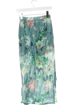 Пола Unbranded, Размер XS, Цвят Многоцветен, Цена 2,04 €