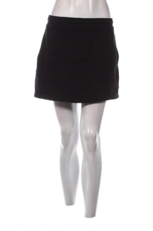 Пола Urban Classics, Размер S, Цвят Черен, Цена 2,04 €