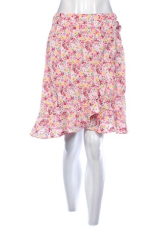 Пола Vero Moda, Размер S, Цвят Многоцветен, Цена 7,66 €