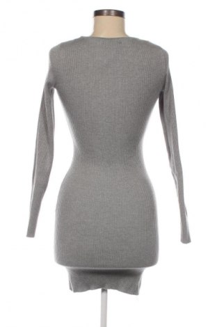 Sukienka Fb Sister, Rozmiar M, Kolor Szary, Cena 22,99 zł