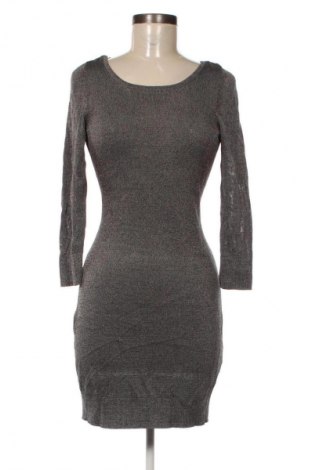 Šaty  H&M, Velikost M, Barva Vícebarevné, Cena  49,00 Kč