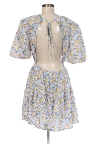 Рокля Missguided, Размер XL, Цвят Многоцветен, Цена 6,64 €