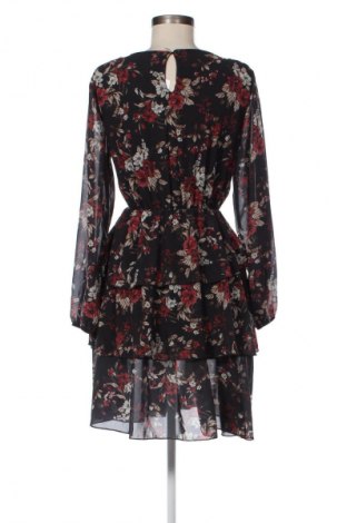 Šaty  NEW COLLECTION, Velikost M, Barva Vícebarevné, Cena  119,00 Kč