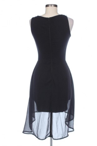 Sukienka Reserved, Rozmiar S, Kolor Czarny, Cena 27,99 zł