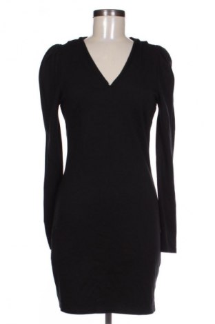 Sukienka Reserved, Rozmiar M, Kolor Czarny, Cena 26,99 zł