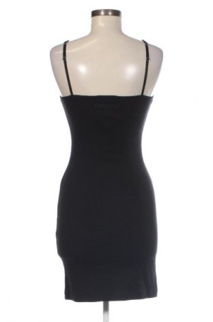 Ruha Review by Sami Slimani, Méret S, Szín Fekete, Ár 2 999 Ft