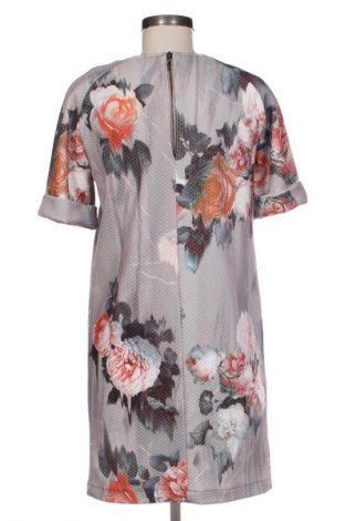 Šaty  Rinascimento, Velikost L, Barva Vícebarevné, Cena  729,00 Kč