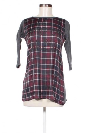 Női blúz Sfera, Méret M, Szín Sokszínű, Ár 669 Ft