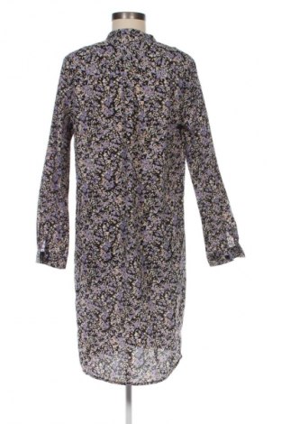 Kleid Sisters Point, Größe S, Farbe Mehrfarbig, Preis 3,99 €