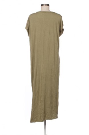 Ruha Target, Méret L, Szín Zöld, Ár 3 459 Ft