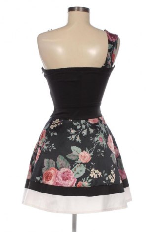 Šaty  Unbranded, Velikost S, Barva Vícebarevné, Cena  273,00 Kč