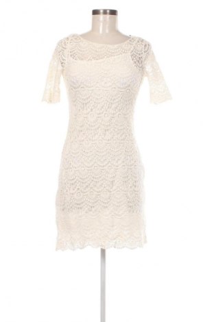 Ruha Unbranded, Méret S, Szín Fehér, Ár 2 219 Ft