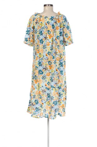 Ruha VILA, Méret M, Szín Sokszínű, Ár 6 119 Ft