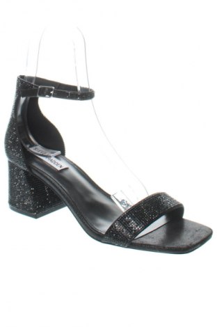 Sandále Steve Madden, Veľkosť 40, Farba Čierna, Cena  41,95 €