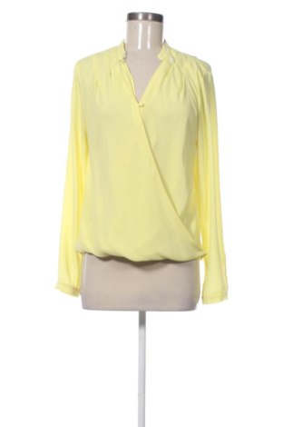 Damen Shirt Dika, Größe M, Farbe Gelb, Preis 12,38 €, #137242012