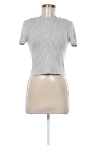 Дамска блуза Forever 21, Размер XS, Цвят Сив, Цена 6,18 €, #137262095