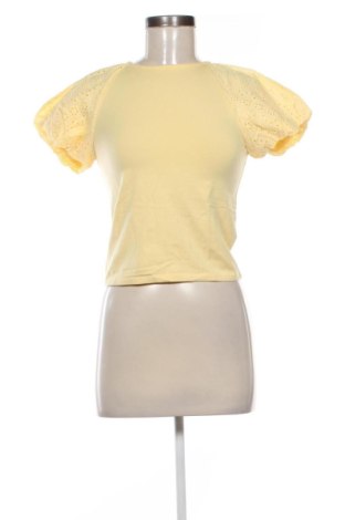Bluză de femei Bershka, Mărime M, Culoare Galben, Preț 47,24 Lei, #137274997