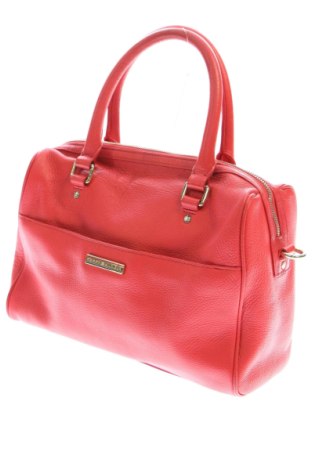 Дамска чанта Tommy Hilfiger, Цвят Червен, Цена 120,78 €, #137248504
