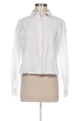 Cămașă de femei Unbranded, Mărime L, Culoare Alb, Preț 94,48 Lei, #137260141
