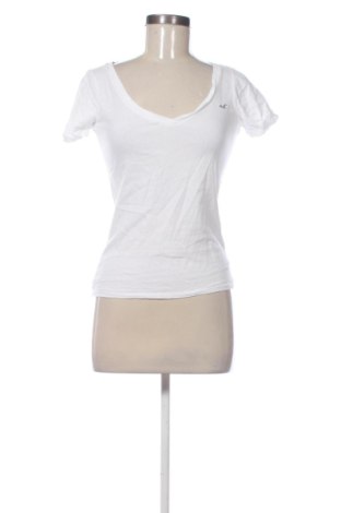 Tricou de femei Hollister, Mărime S, Culoare Alb, Preț 52,49 Lei, #137255115