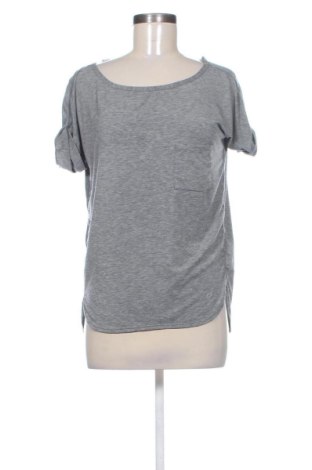 Tricou de femei Gap, Mărime L, Culoare Gri, Preț 31,49 Lei, #137279185
