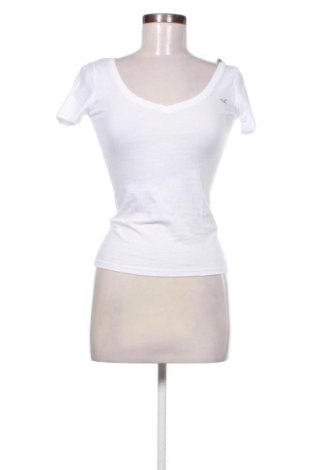 Tricou de femei Hollister, Mărime XS, Culoare Alb, Preț 46,74 Lei, #137260473