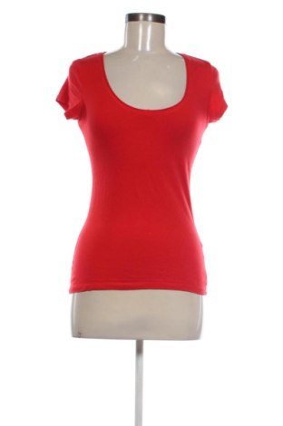 Tricou de femei Bershka, Mărime M, Culoare Roșu, Preț 46,00 Lei, #137281193