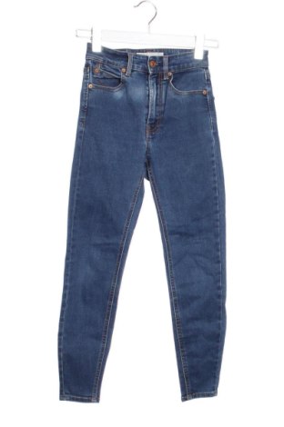 Blugi de femei Stradivarius, Mărime XXS, Culoare Albastru, Preț 57,74 Lei, #137217025