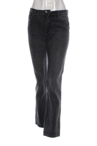Blugi de femei Bershka, Mărime S, Culoare Negru, Preț 59,00 Lei, #137251563