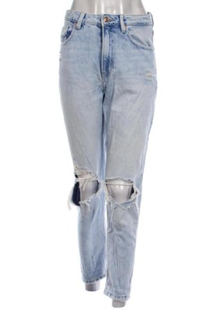 Дамски дънки Bershka, Размер S, Цвят Син, Цена 19,00 €, #137267437