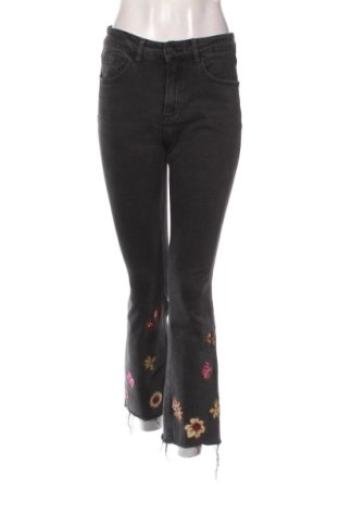 Női farmernadrág Desigual, Méret M, Szín Fekete, Ár 16 079 Ft, #137275642