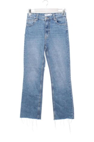 Blugi de femei Bershka, Mărime XS, Culoare Albastru, Preț 52,49 Lei, #137189789