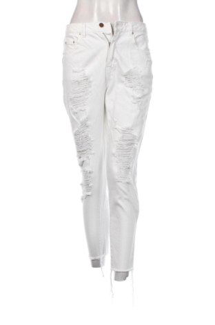 Дамски дънки Pull&Bear, Размер S, Цвят Бял, Цена 16,00 €, #137248219