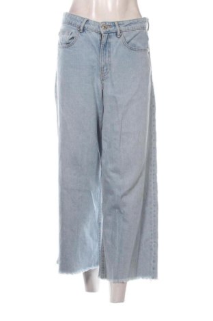 Blugi de femei Zara, Mărime M, Culoare Albastru, Preț 76,00 Lei, #137254303