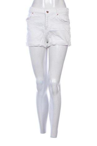 Pantaloni scurți de femei Bershka, Mărime M, Culoare Alb, Preț 52,49 Lei, #137248722